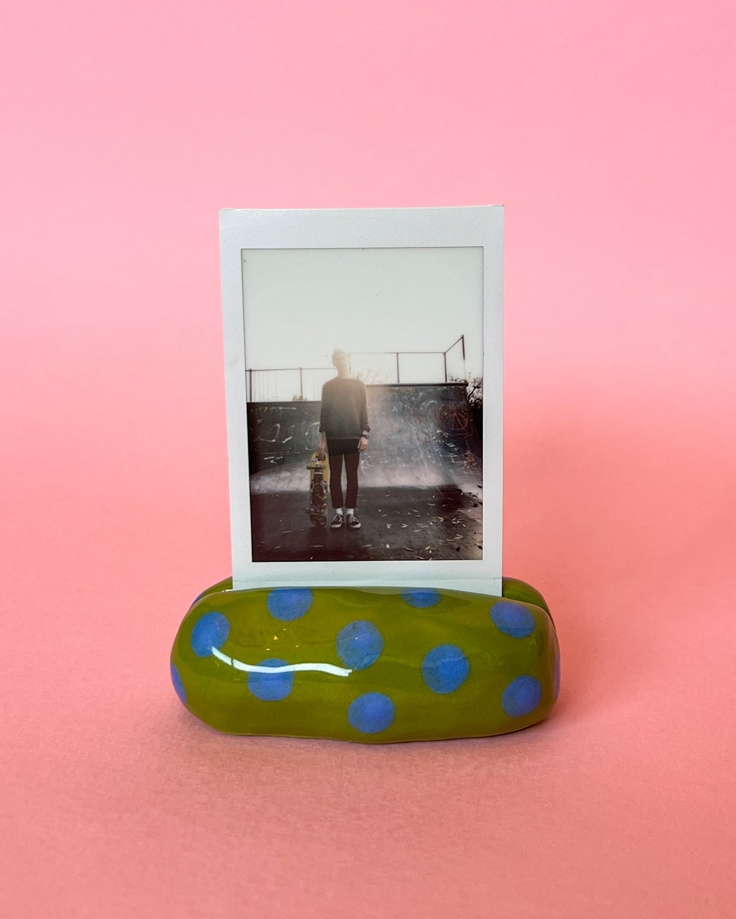Wobbly Ceramic Photo Holder | Green / Blue